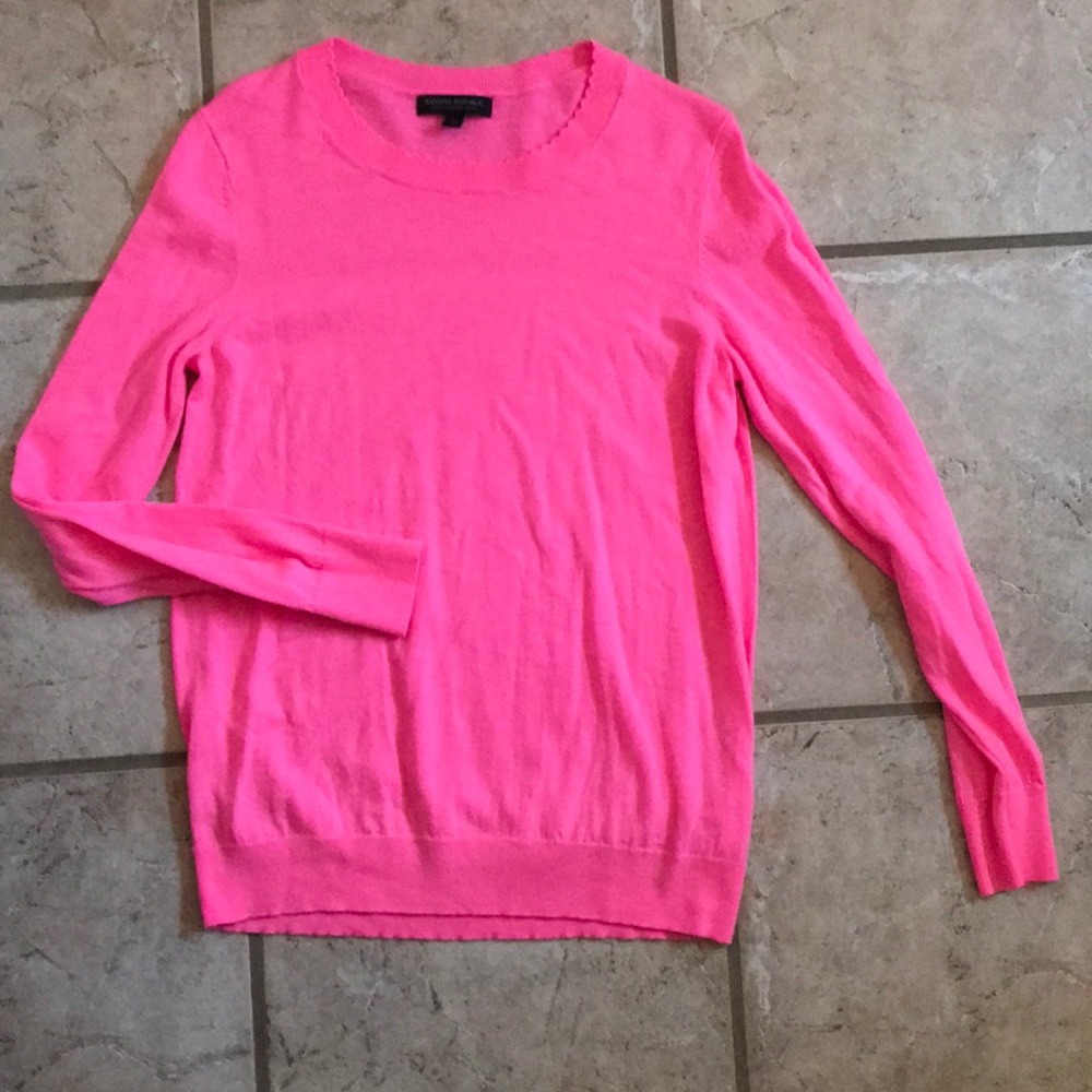 Size L Banana Republic wool sweater.